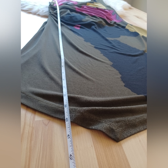 {Rachel Roy} Sleeveless V-Back Dress - Picture 7 of 9